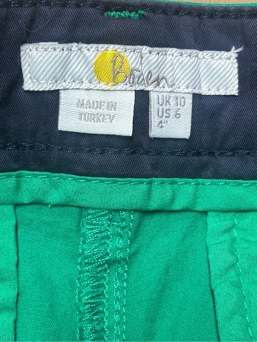 Boden Rachel Chino Shorts Size 6 - Picture 3 of 7